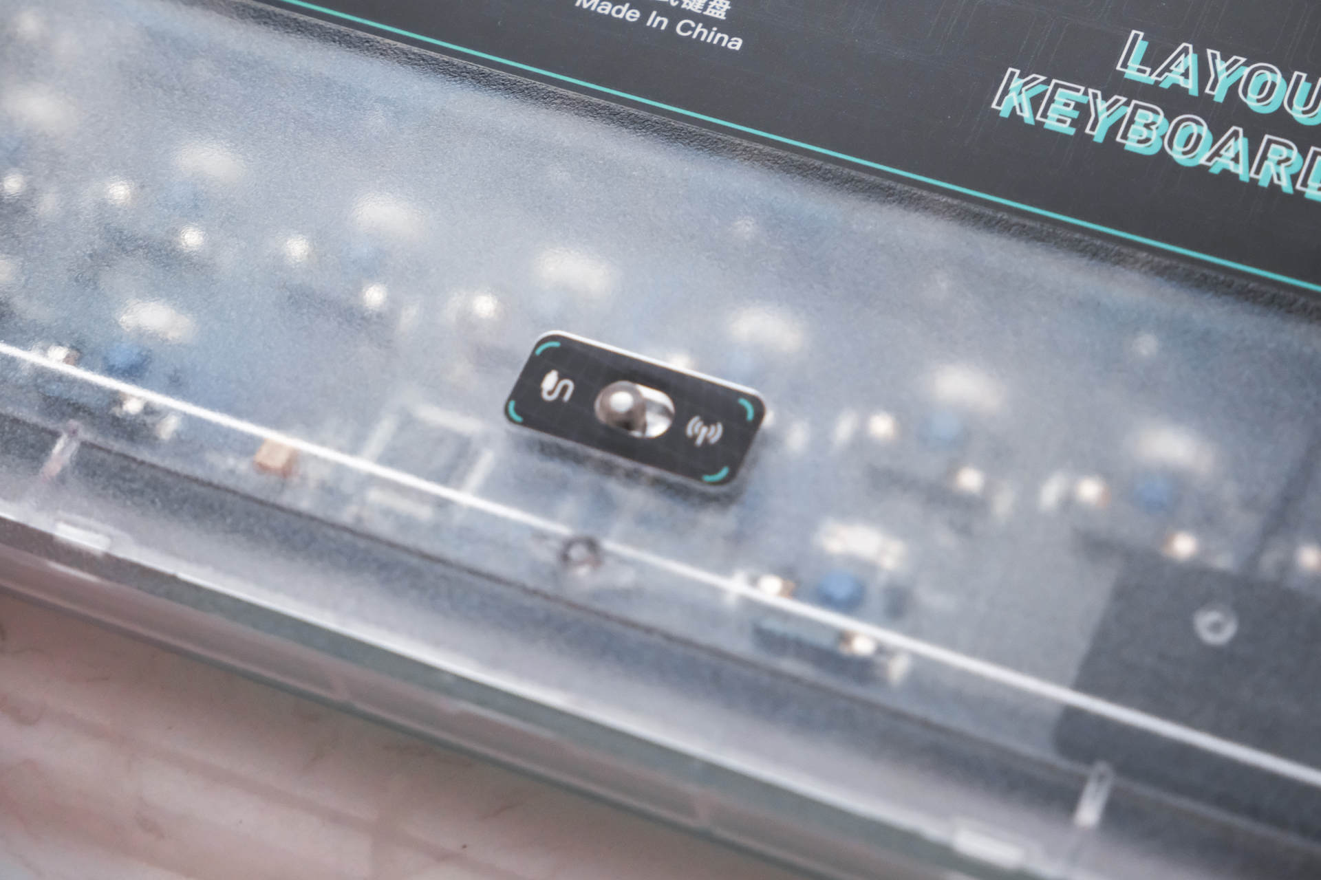 虫洞机械键盘测评,iqunixog80买什么颜色