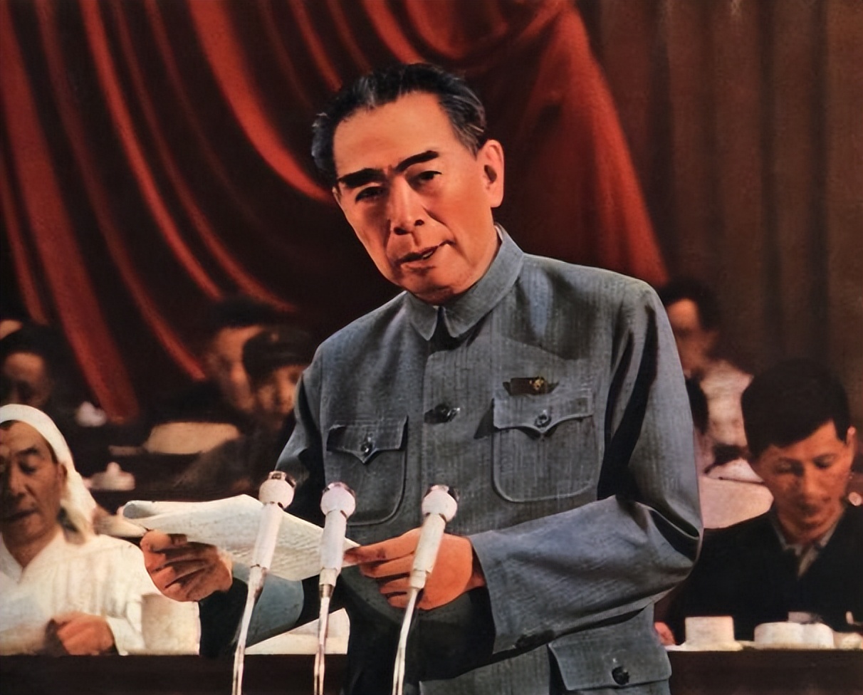 打印度前众将有分歧，*伯承刘**出面镇场子，告诫部下一句话影响至今