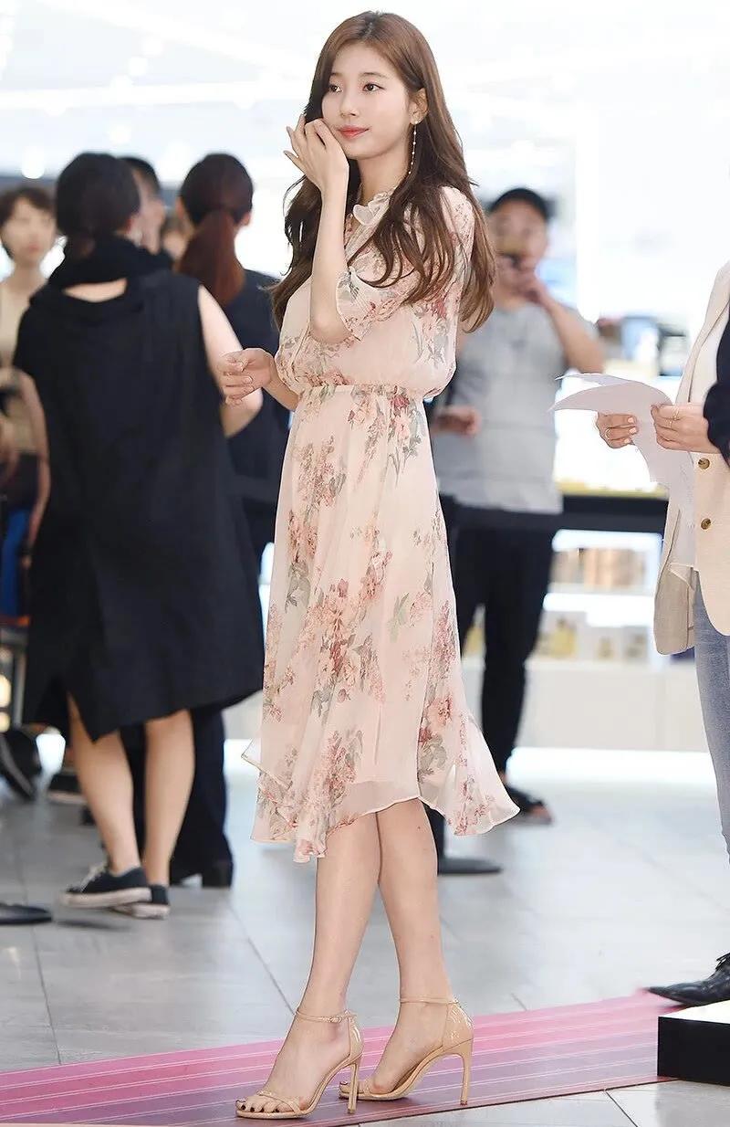 韩国女明星裴秀智唱歌,韩国人气女歌手裴秀智