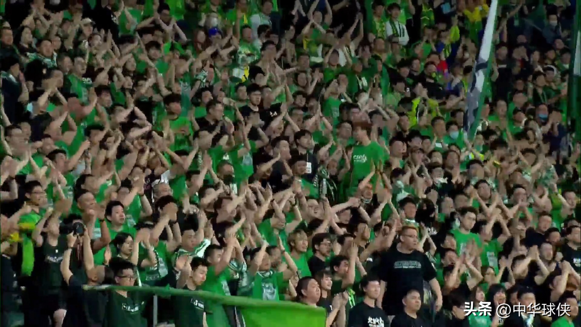 今晚国足首发阵容名单,国足最新名单前锋后卫