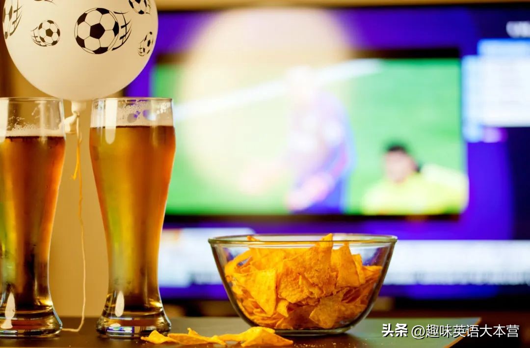 全国都在看世界杯,看世界杯的正确方式英语
