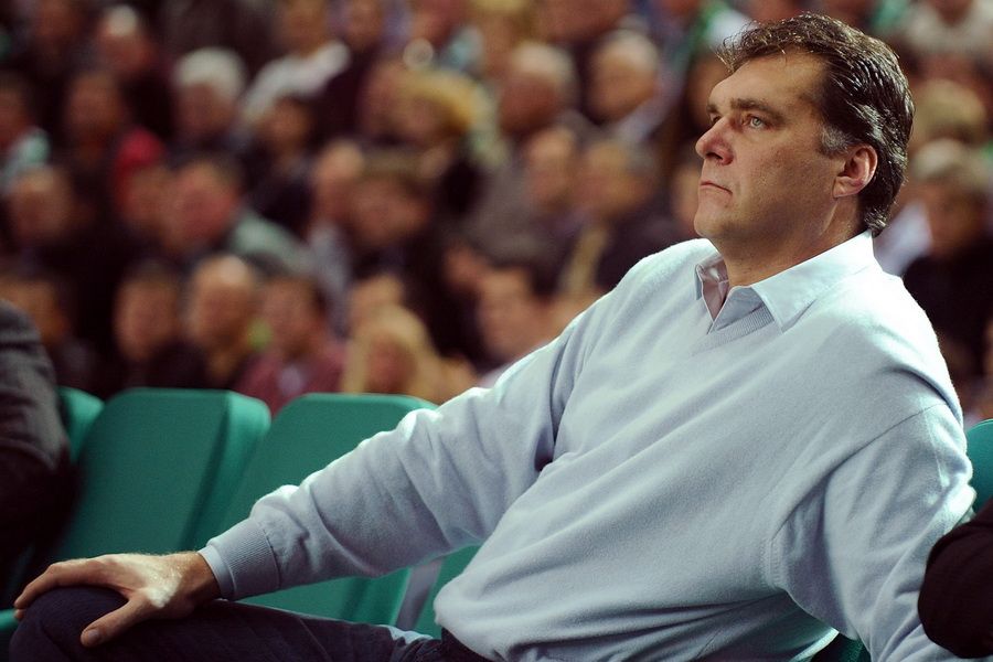 nba2konline2萨博尼斯和姚明,姚明生涯最强一战nba