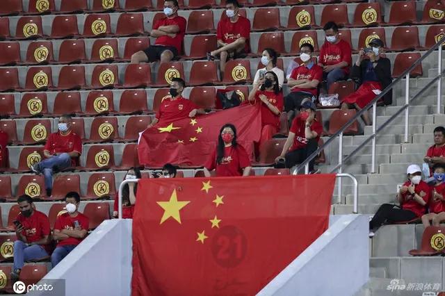 足球职业运动员有什么好处,足球运动员薪资为什么比篮球高