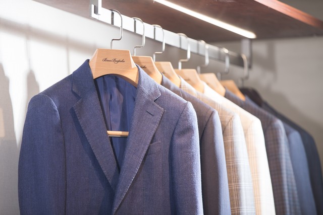 大a的钱被谁赚了,大a股市下跌原因