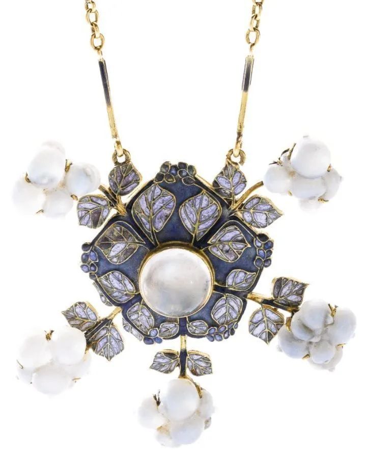 朋友圈被神舟回家刷屏？马上带你一起去看珠宝界的“星辰大海”