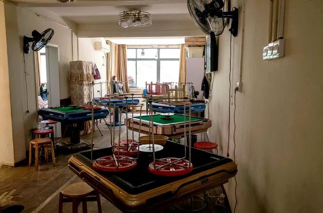 隐形暴利：疫情之下的乡镇茶馆