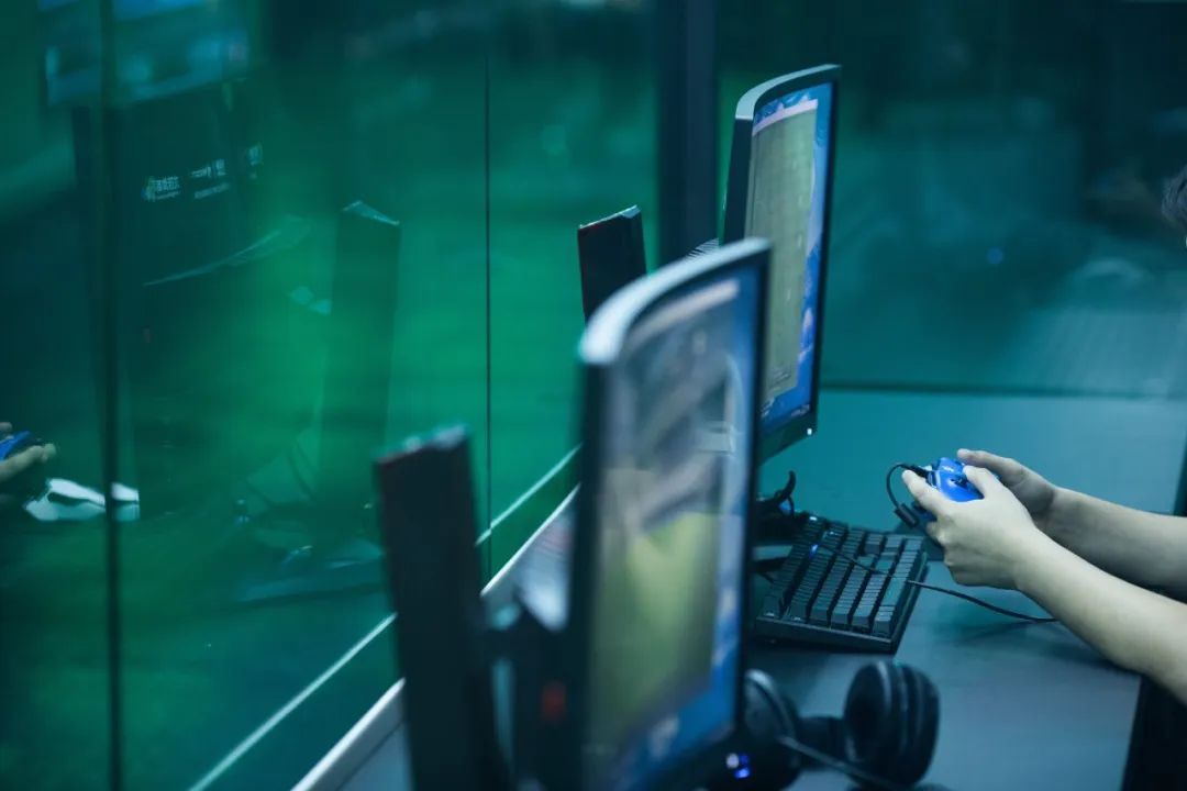 虎牙直播视频,牙虎主播直播间