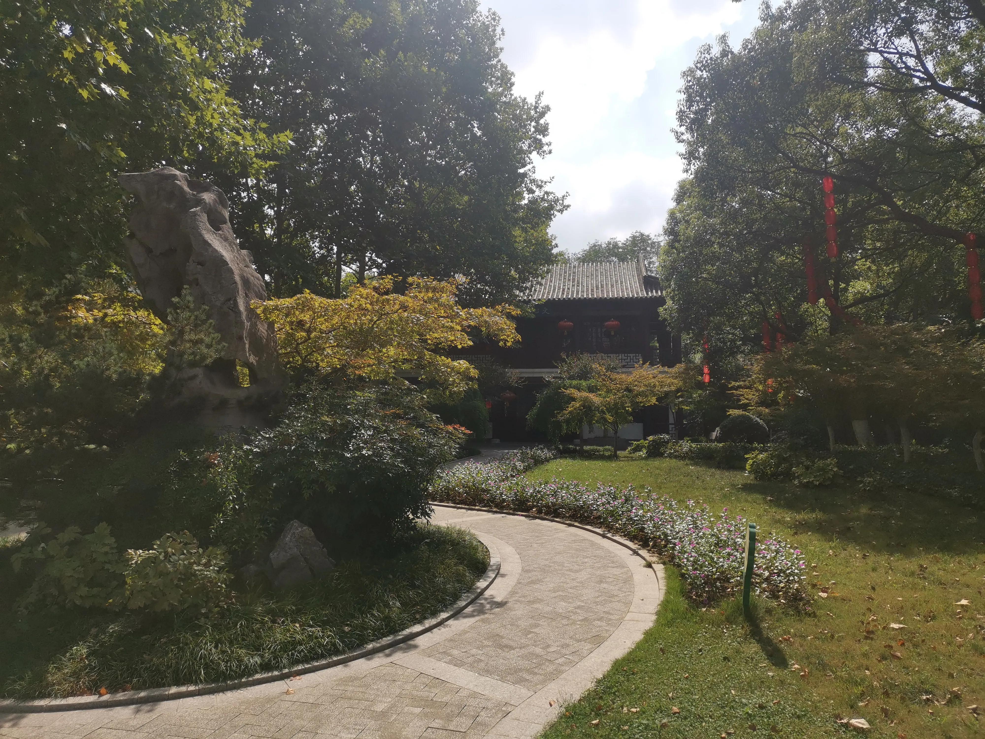 南京出发到镇江一日游跟团多少钱,南京去镇江旅行攻略路线