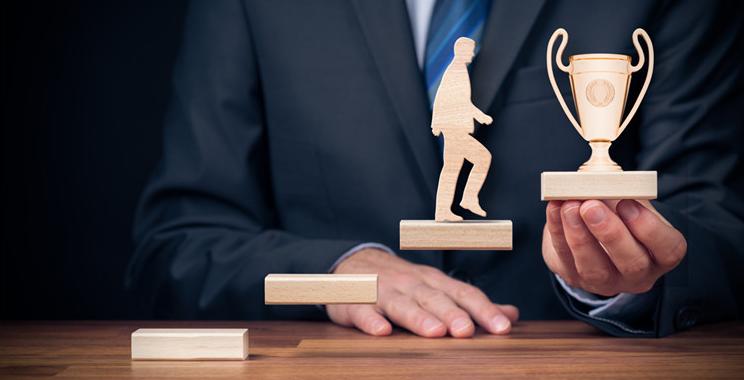 日本汇率大跌原因及对策,跨境运费飞涨如何破