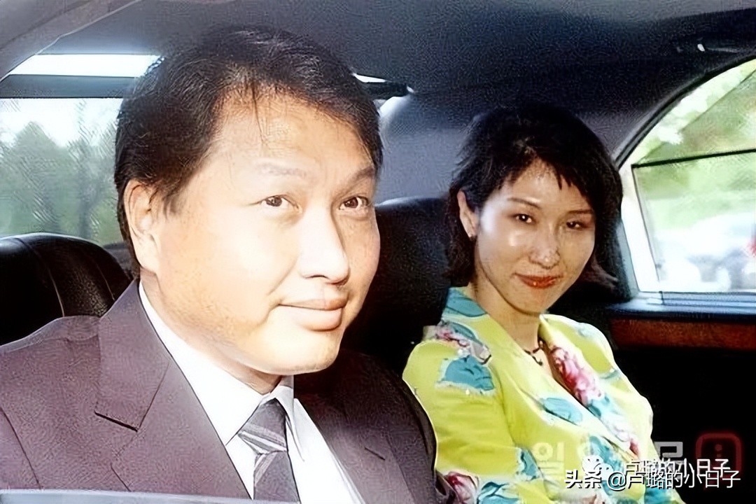 小三复仇勾搭总统女婿，除剧情，女主财阀级别的穿搭也值得一看