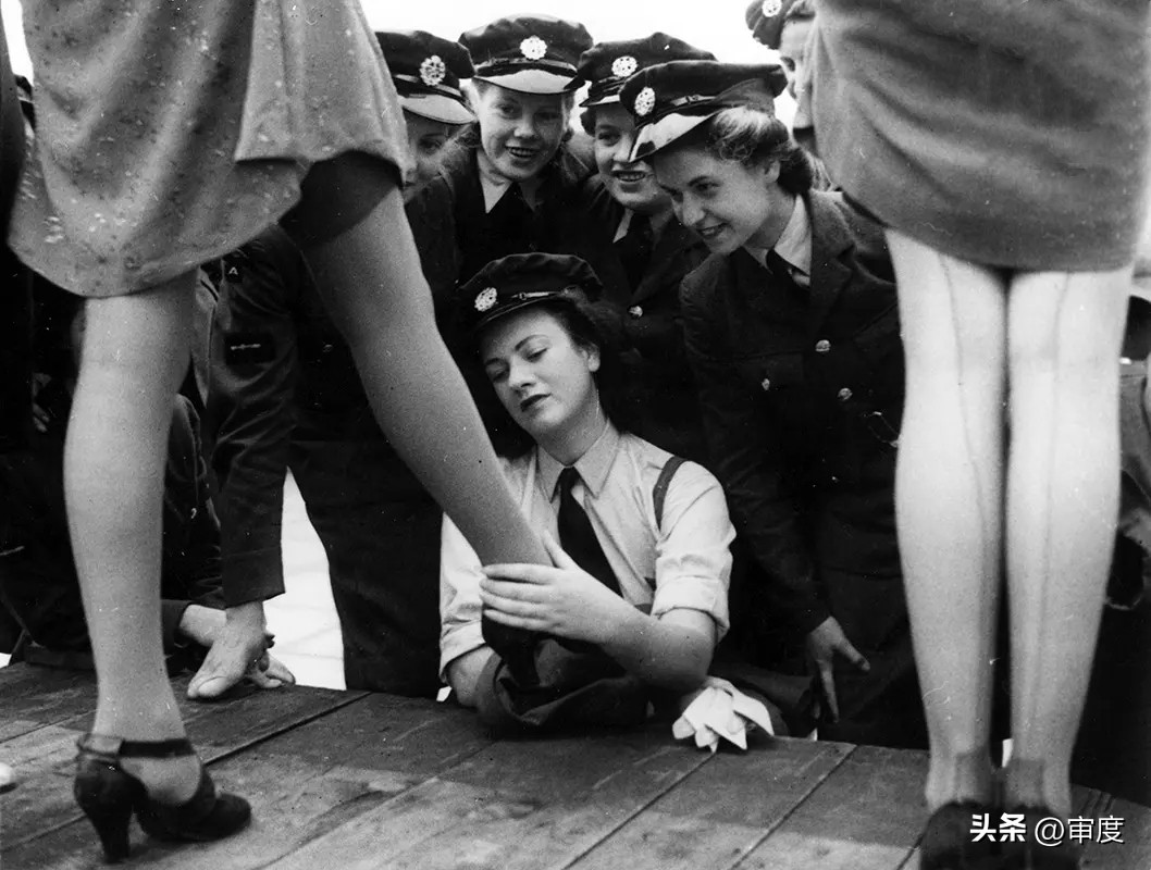 上世纪外国女人尼龙袜,美国尼龙袜
