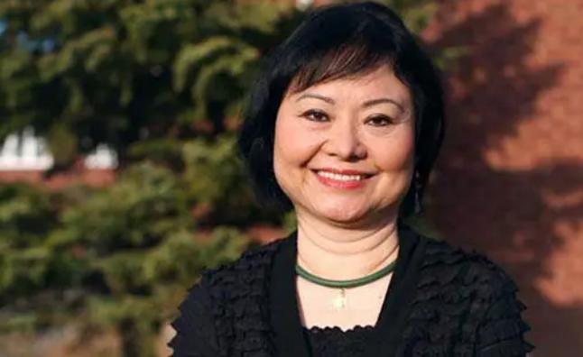 50年前，那个展开双臂、惊慌逃跑的越南女孩，究竟经历了什么