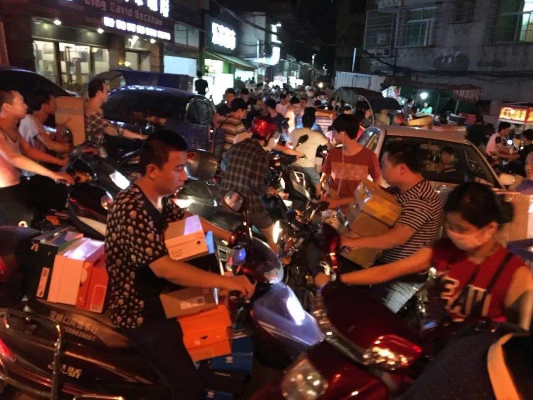 莆田鞋为什么能以假乱真,莆田鞋子真的可以以假乱真吗