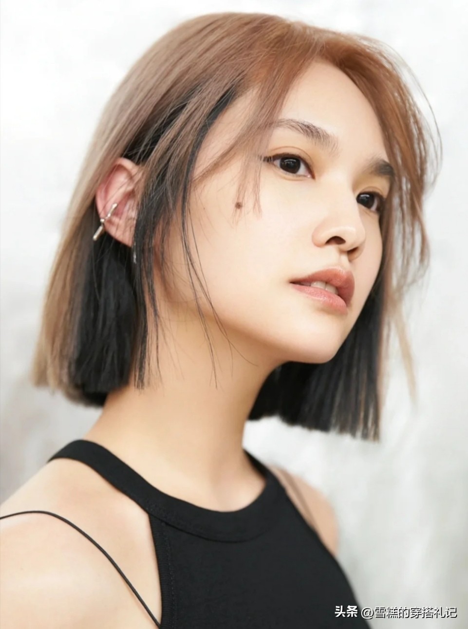 今年最火减龄易打理发型,现在女生流行一刀切短发型