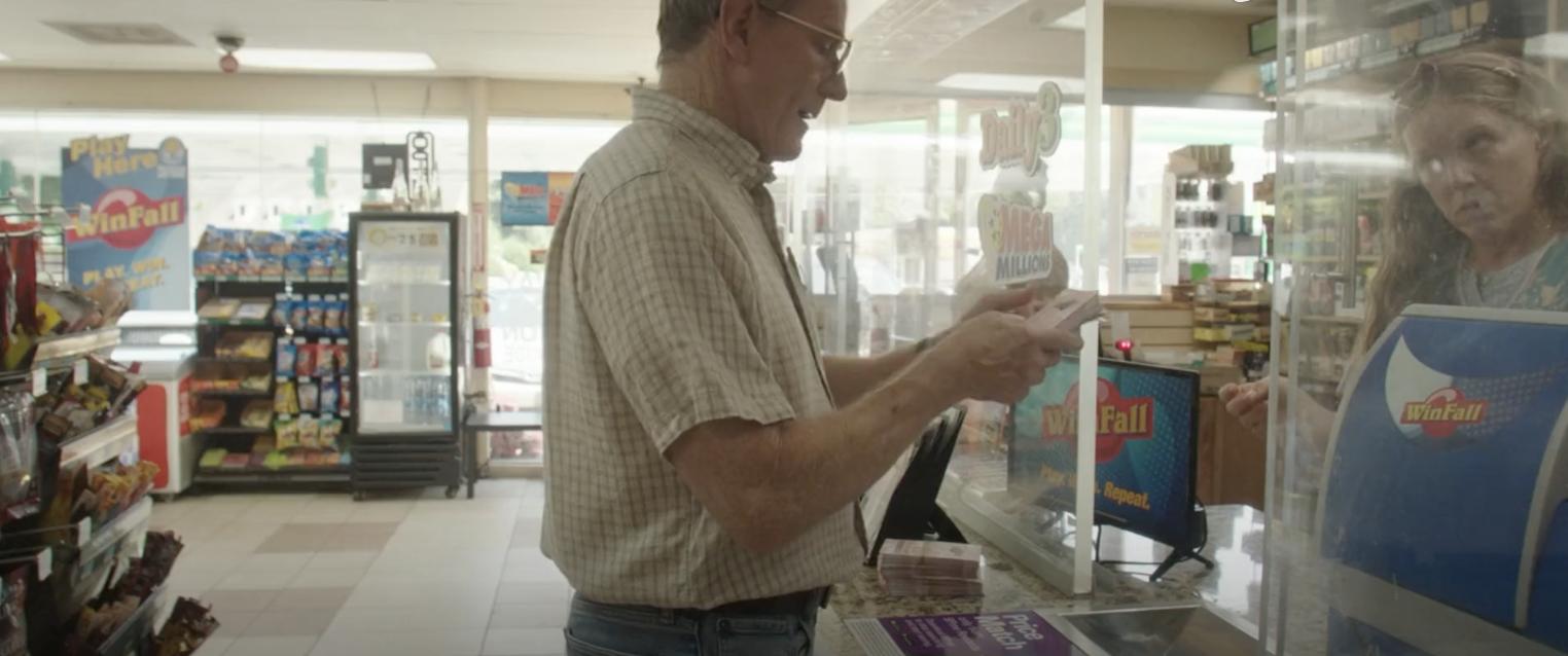 美国一男子中彩票一亿五千万,美国一男子彩票中了10亿