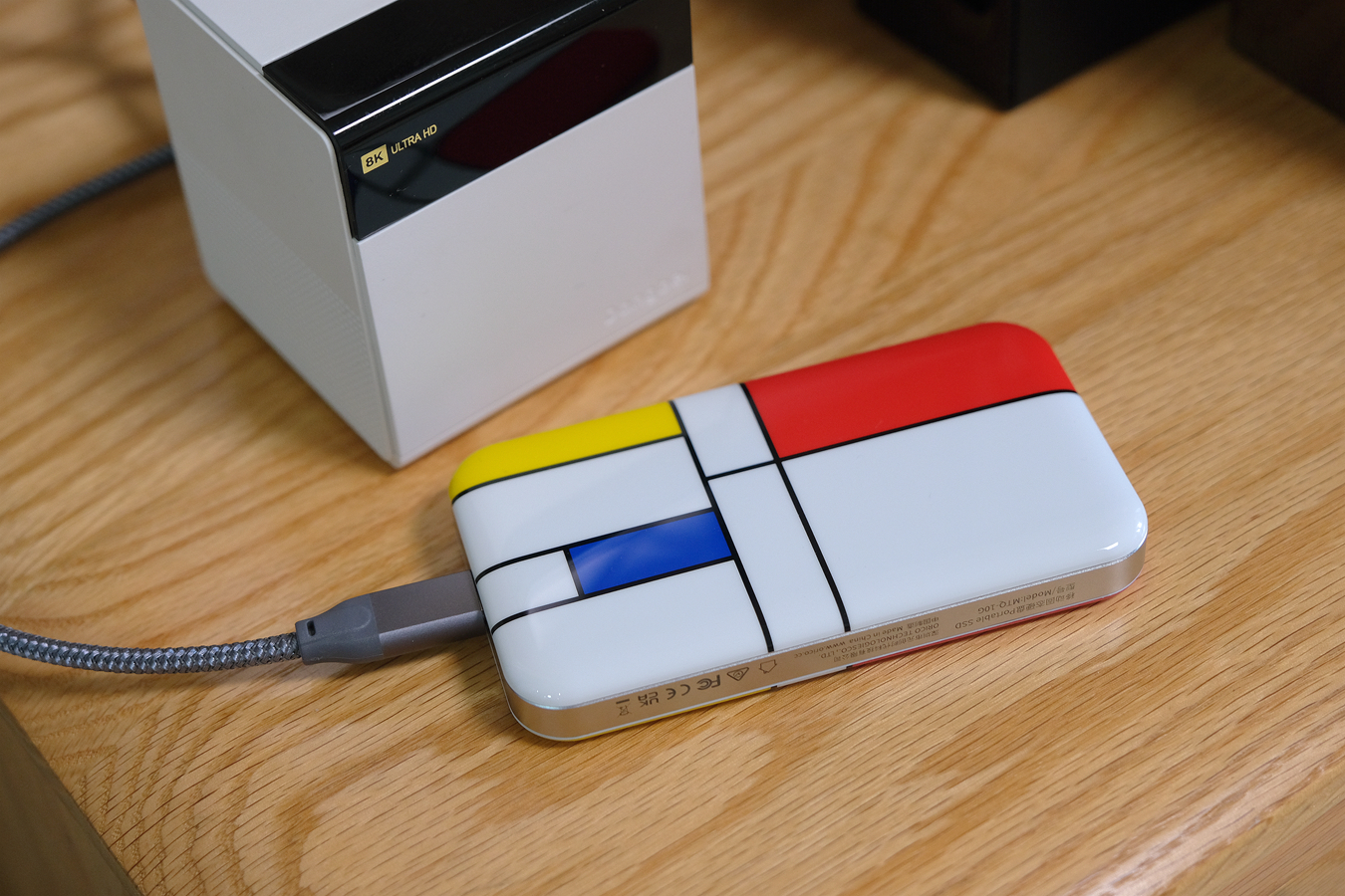 奥睿科蒙太奇,颜值和性能都优秀的超级本