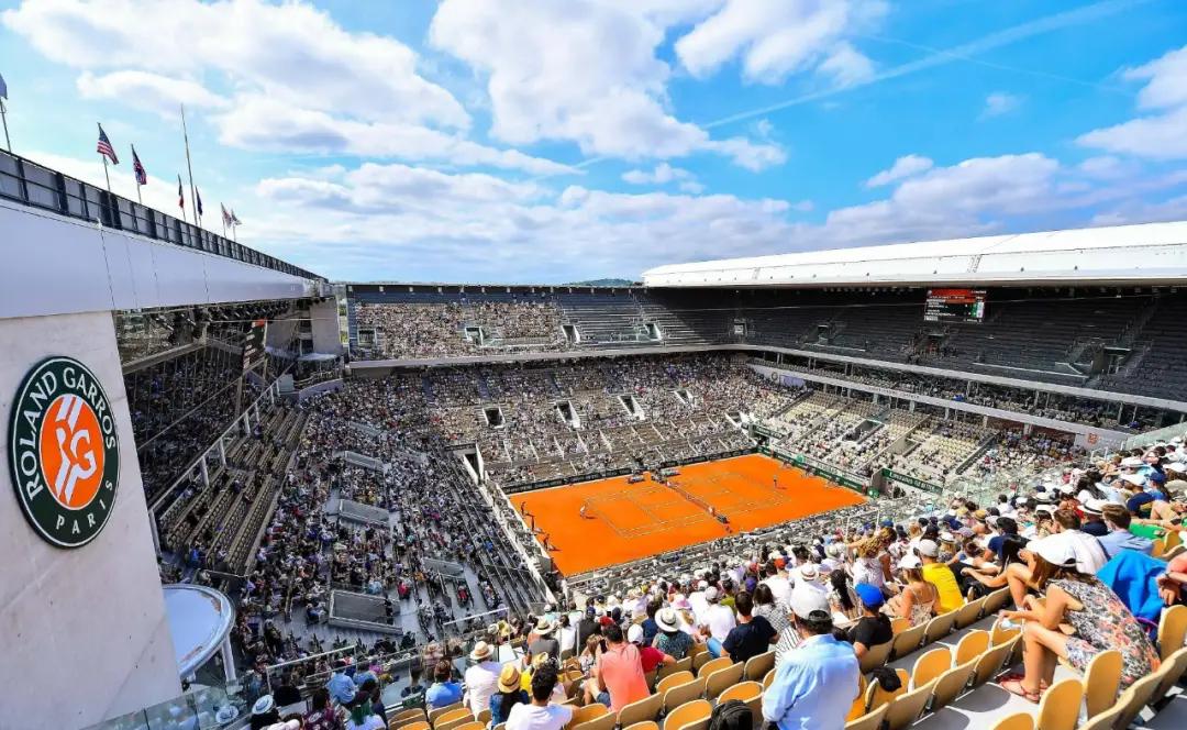 热点||挑战世界第一，这个19岁中国网球美少女是下一个李娜么？