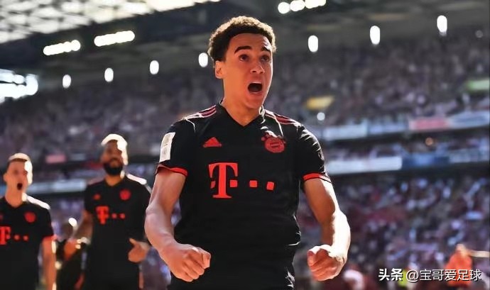 拜仁4-0胜多特穆西亚拉,拜仁联赛争夺战穆西亚拉绝杀