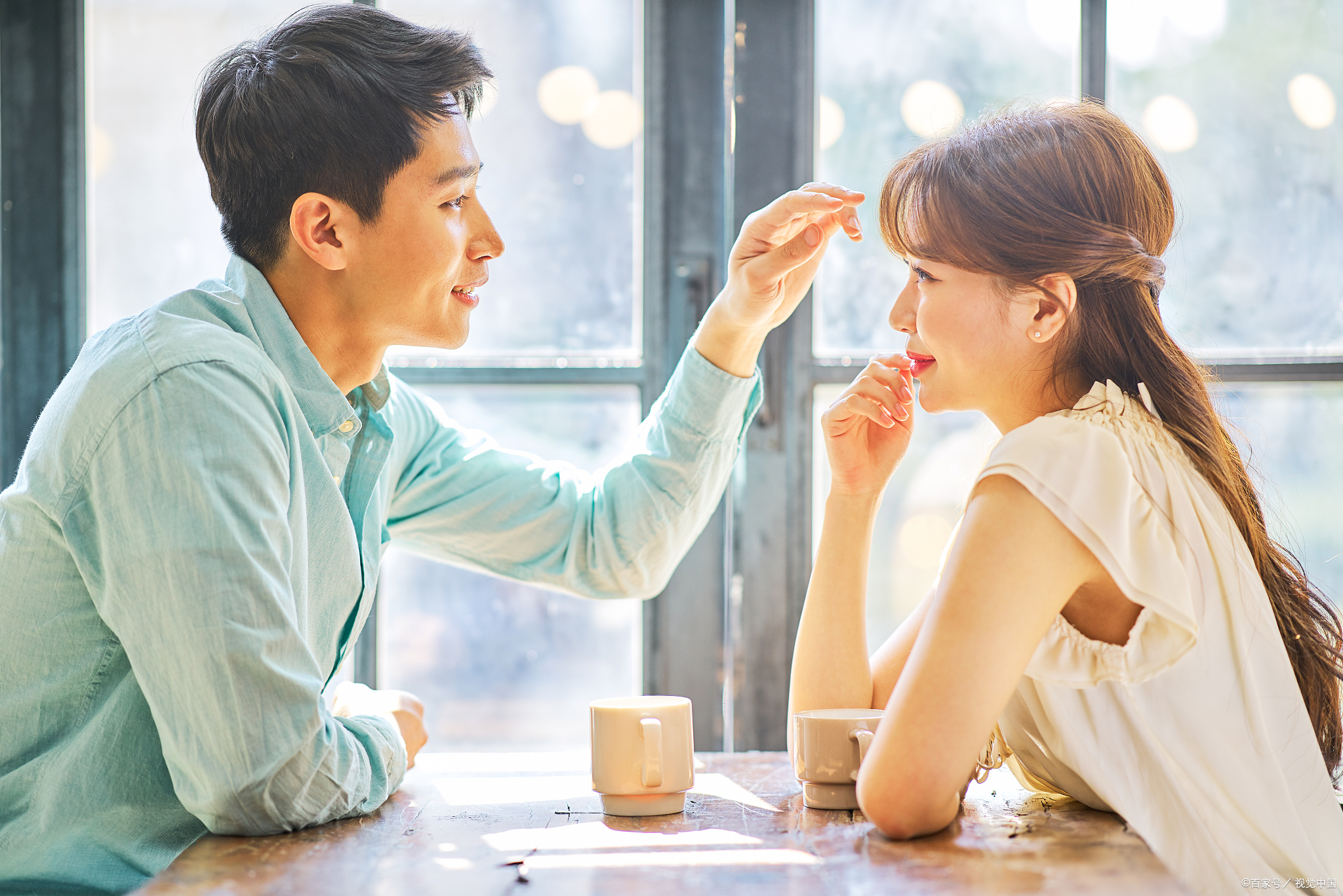 女朋友发照片怎么夸,女朋友照片怎么夸