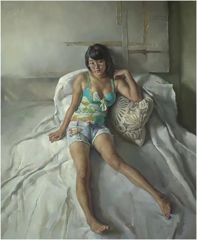 年轻漂亮女老师简笔画逼真,女教授工笔画欣赏