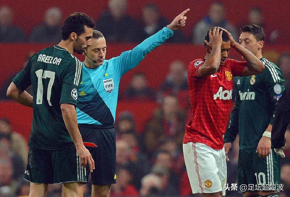点球误判欧冠,点球红牌错判视频