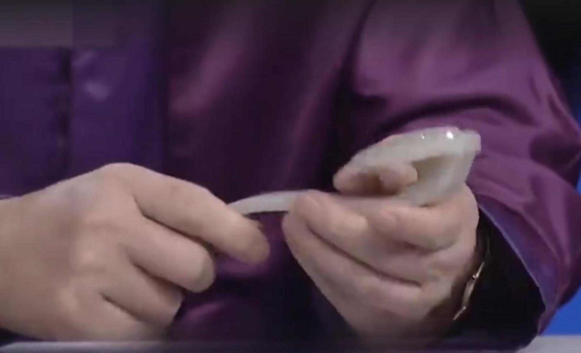 玉手镯家传之宝,家传之宝玉镯子