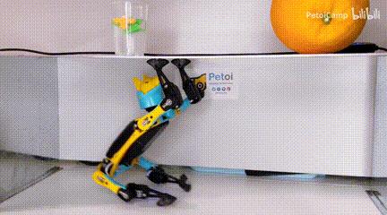 中国最新的四足机器狗,现在最新的机器狗