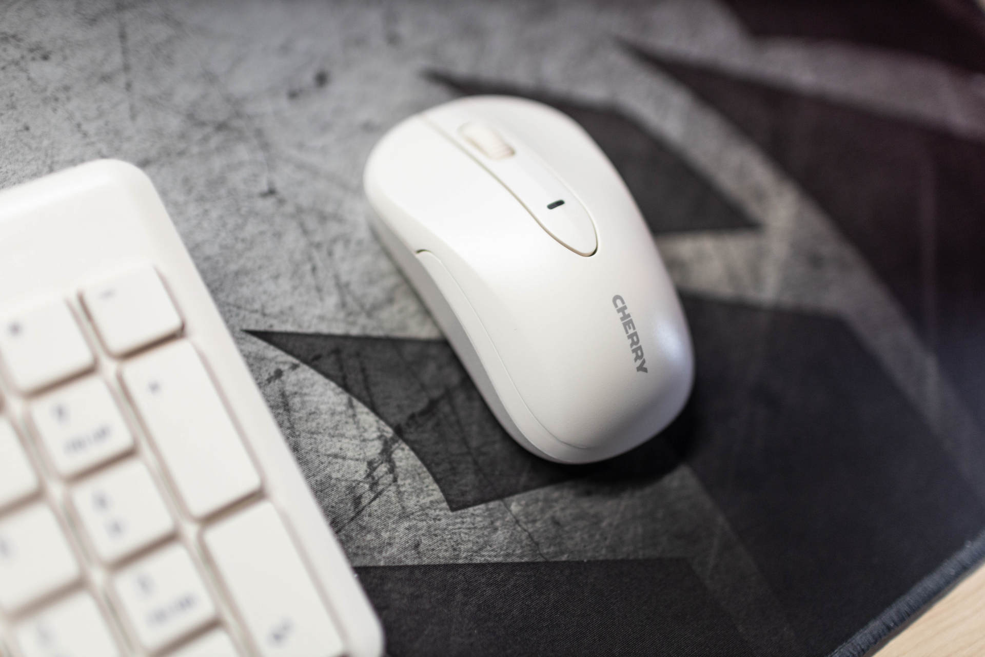 妯辨dw2300鏃犵嚎閿洏濡備綍杩炴帴鐢佃剳,cherrydw2300鏃犵嚎閿紶濂楄