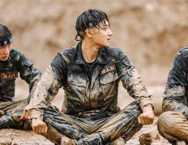 黄子韬与聋哑发小交流,黄子韬和他的聋哑朋友