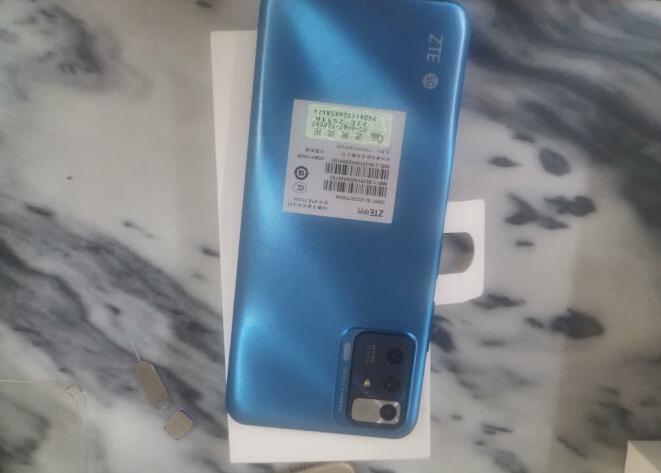 吴京也救不了中兴，中兴（ZTE）远航30Pro使用体验