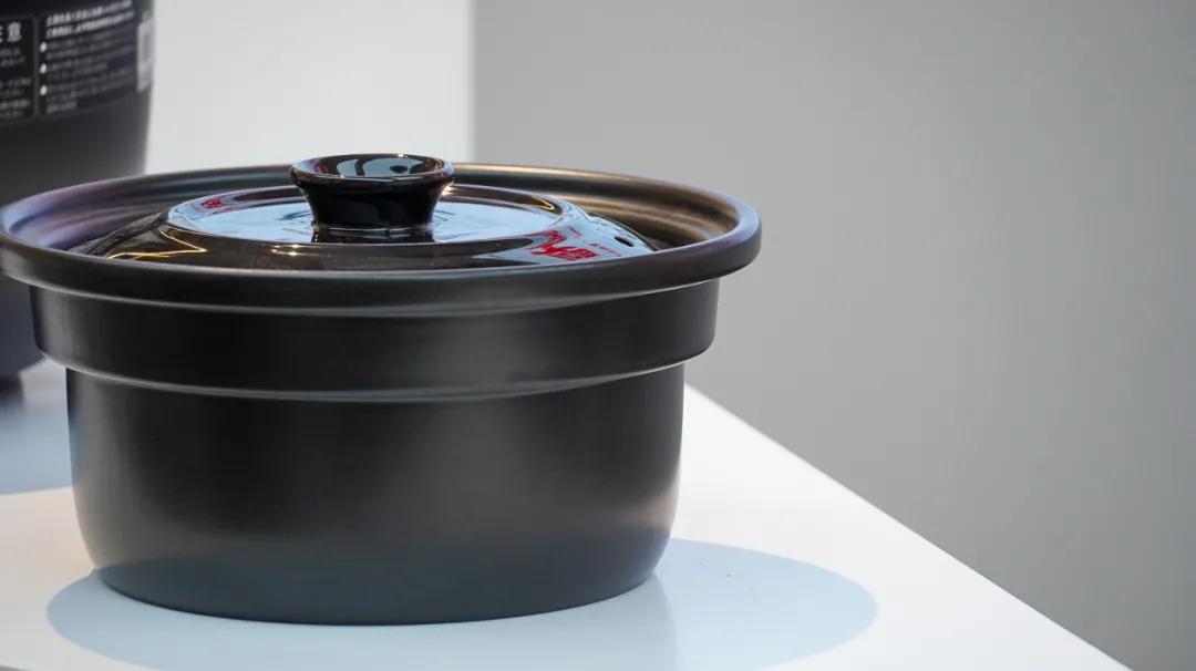 瓒協ashion鐨勫コ瑁呭簵,瓒協ashion