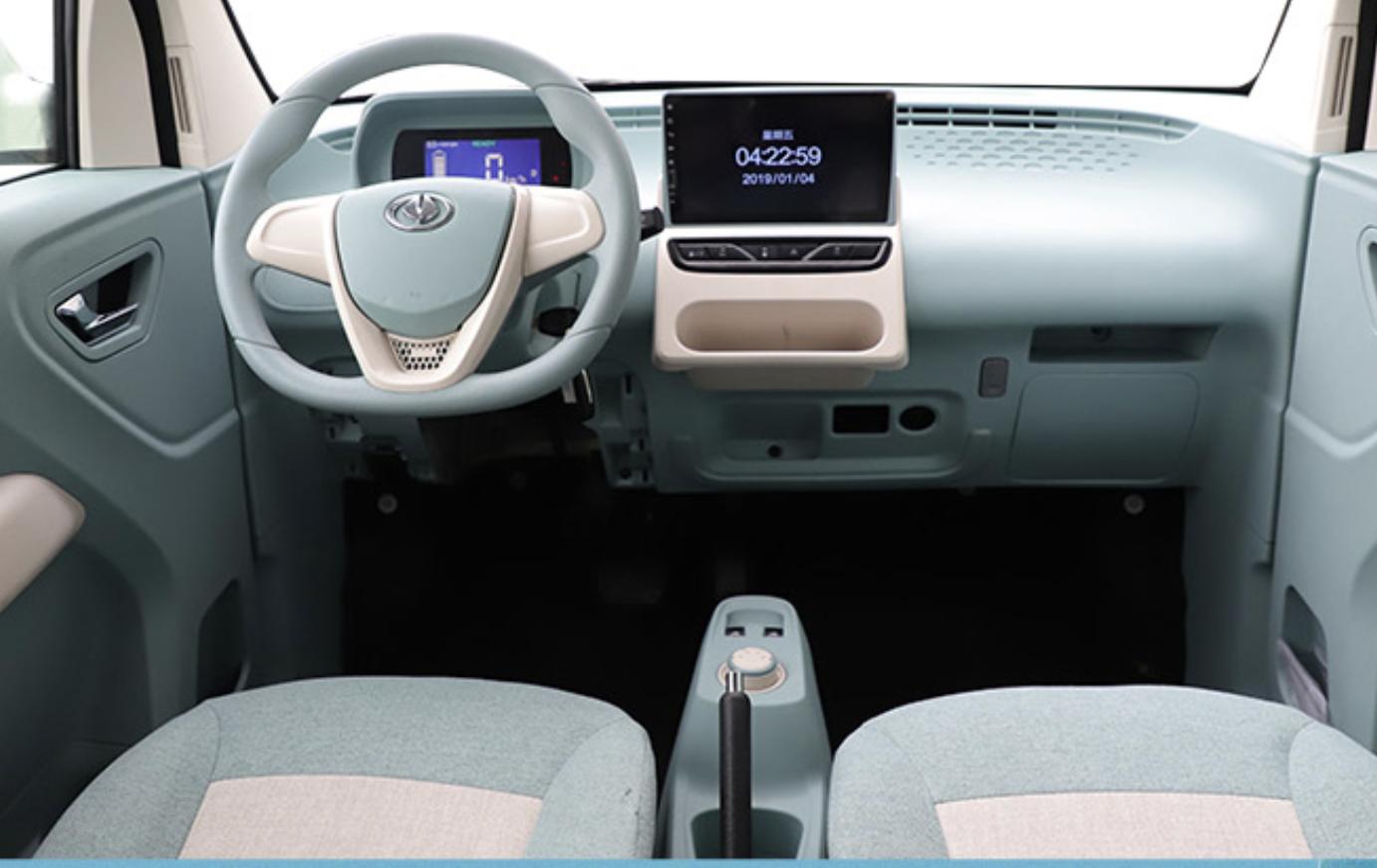 金彭雷丁和鸿日电动汽车哪个好,比德文鸿日金彭雷丁哪个好