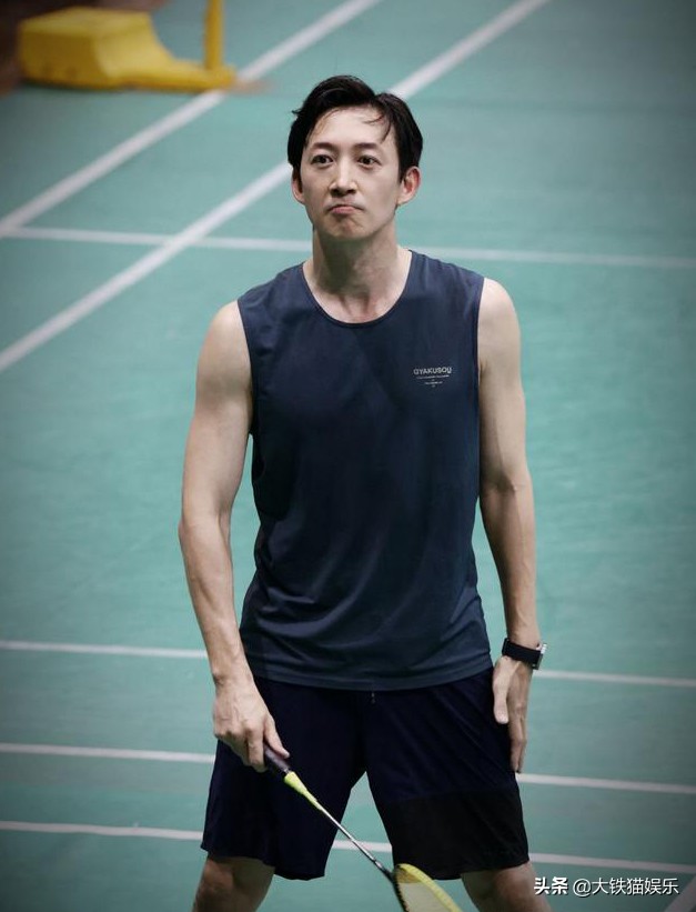 能与港星PK身材管理的8位男星,个个颜好身材佳,不愧为叔圈楷模