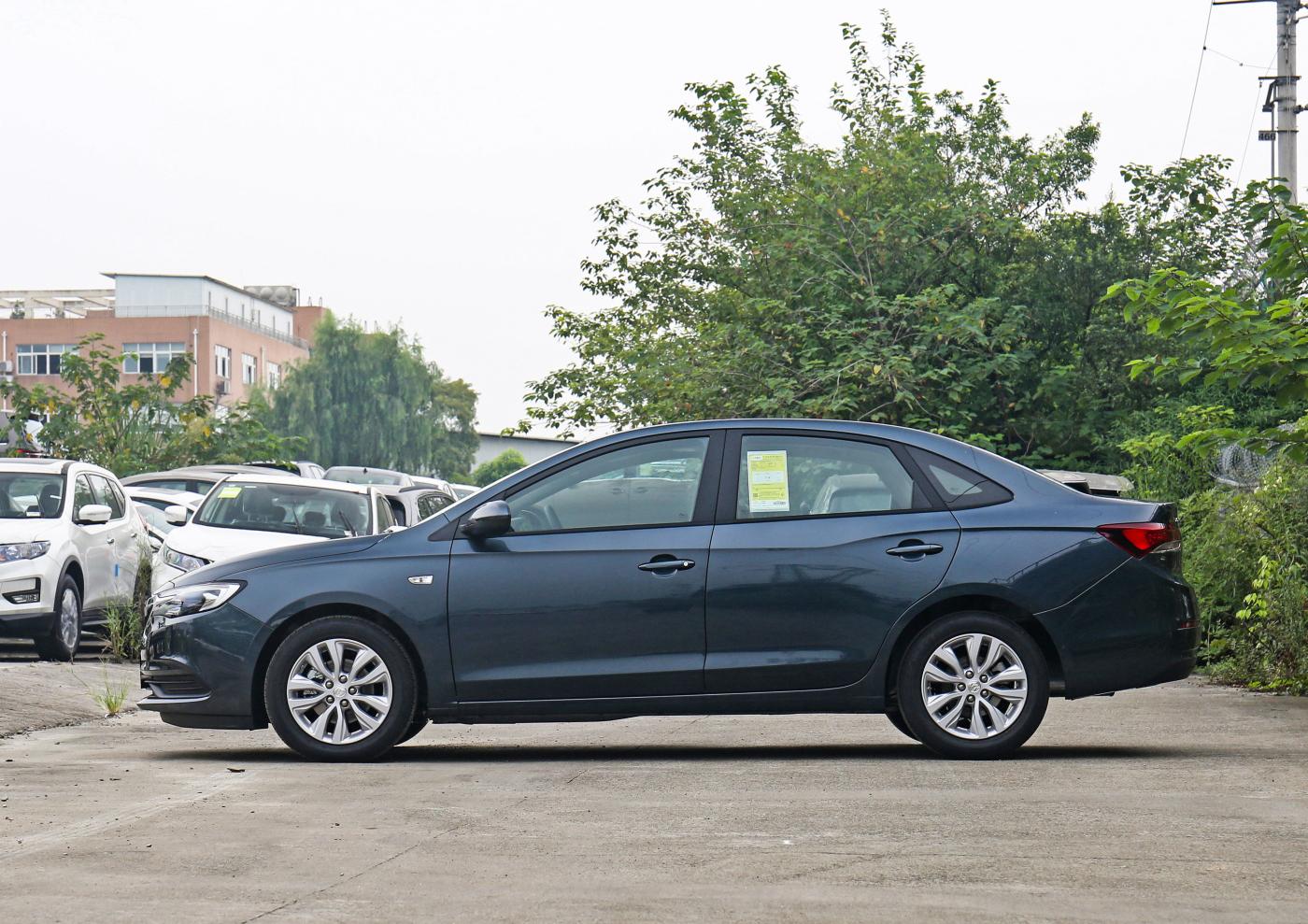 为什么这么多人买别克,别克英朗有什么优缺点