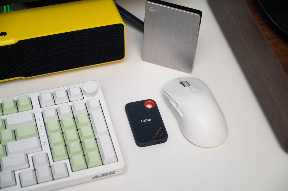 朗科移动硬盘zx20,朗科移动固态硬盘z2s