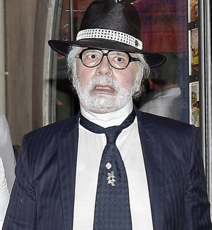 老佛爷卡尔生平,老佛爷卡尔为什么叫老佛爷