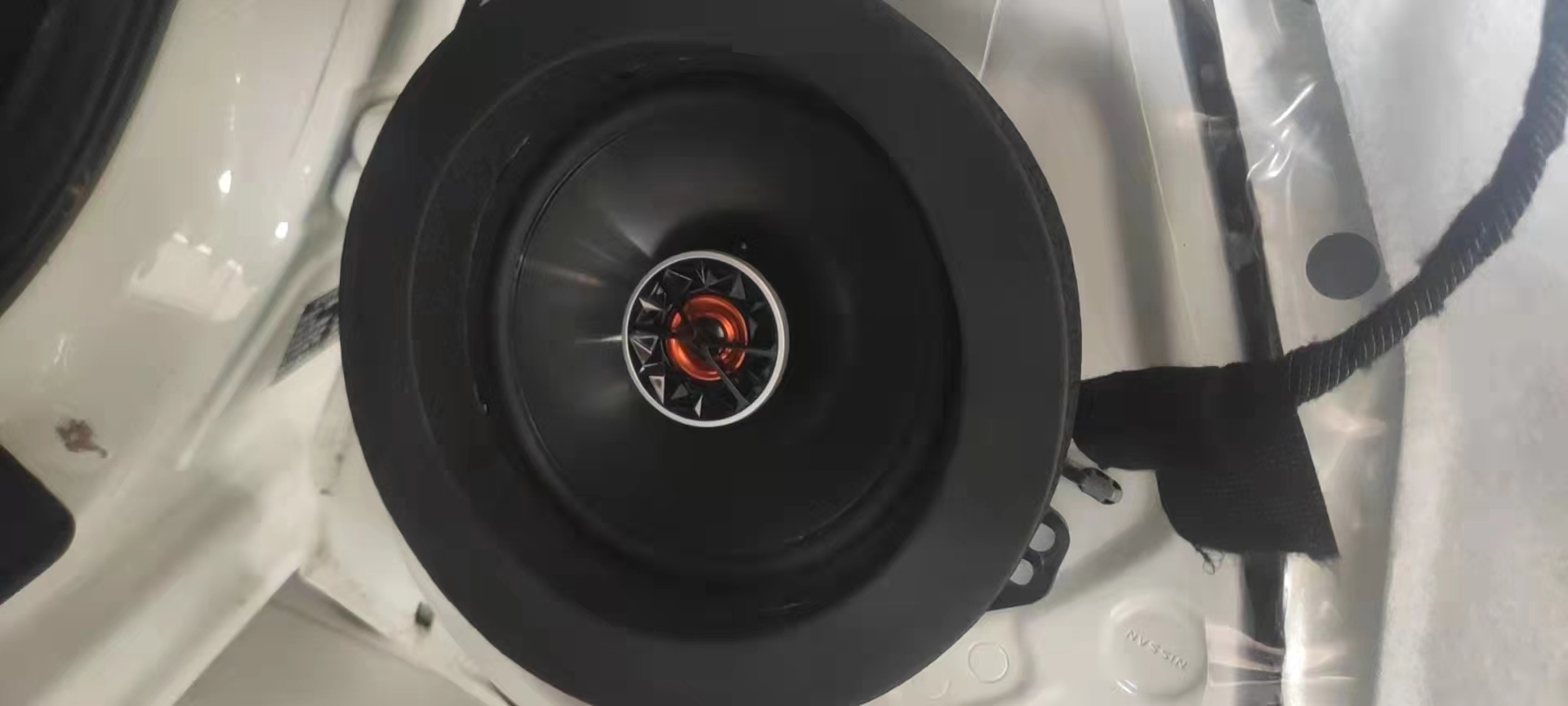 日产蓝鸟音响改装平顶山,日产蓝鸟车载音响改装东莞