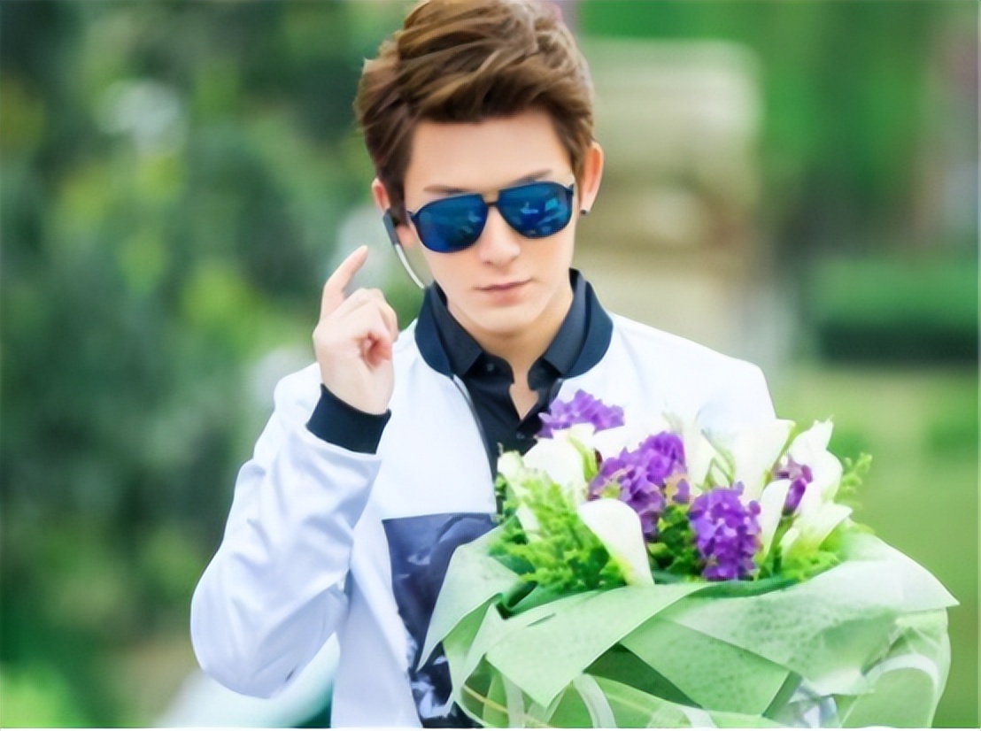 绠′笉浣忕殑鏄庢槦,绠′笉浣忎笅鍗婄敓鏄庢槦