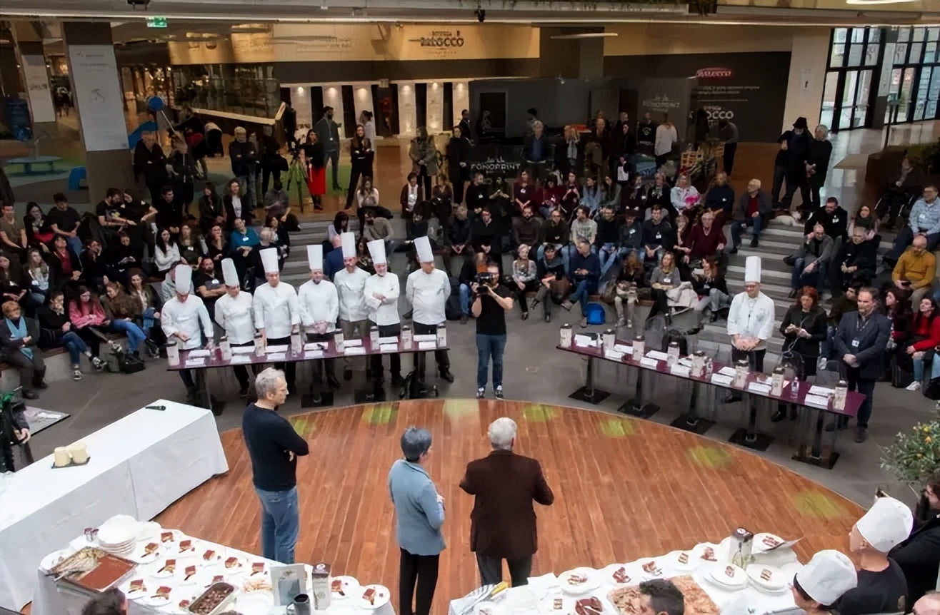 迪士尼乐园二合一美食,世界十大迪士尼乐园美食