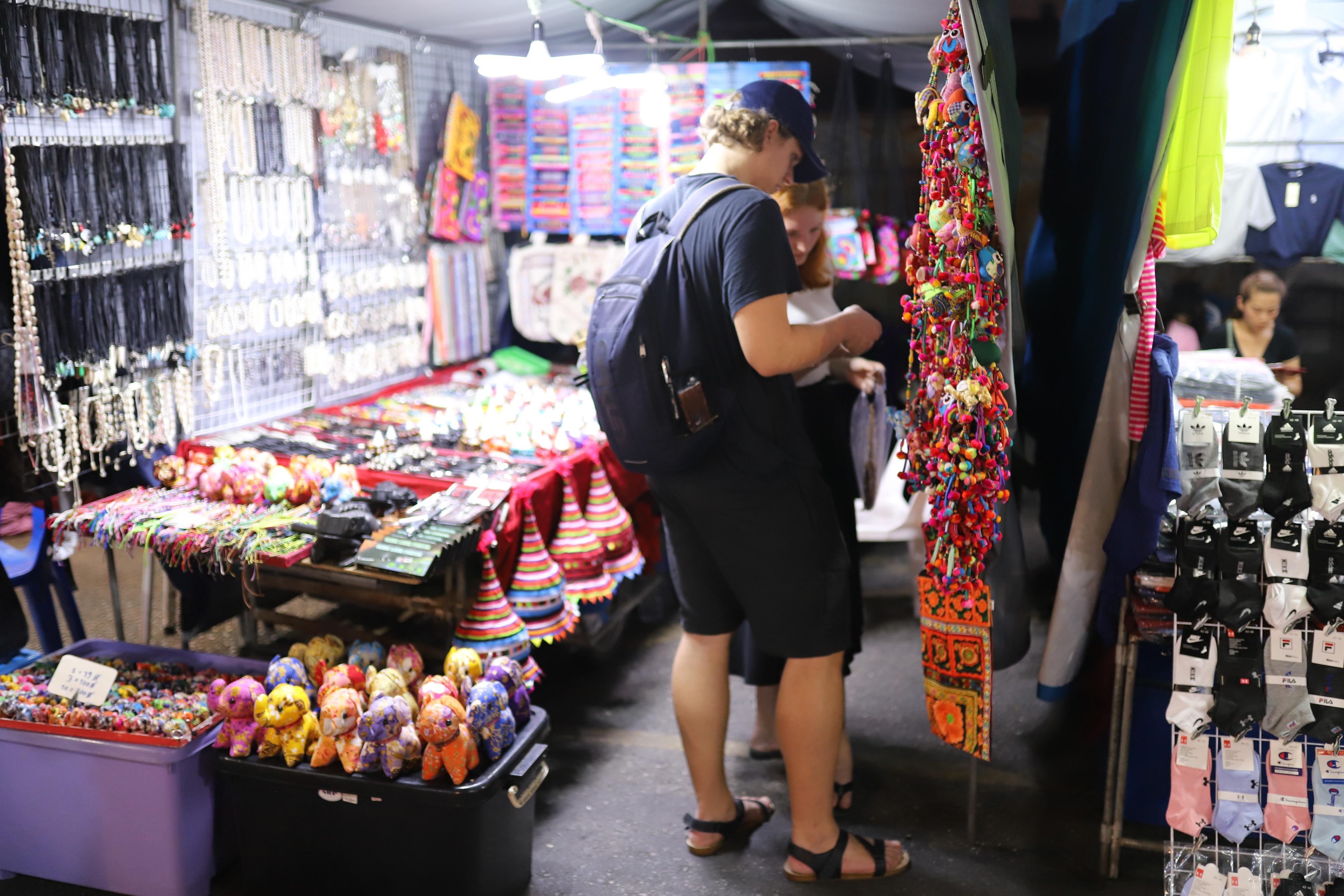 陈庭欣泰国华欣芭提雅3日游 (泰国华欣夜市攻略)