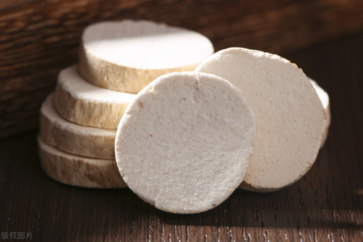 阴囊潮湿，不外乎这四点，一剂完带汤，祛湿泄浊，轻松止汗