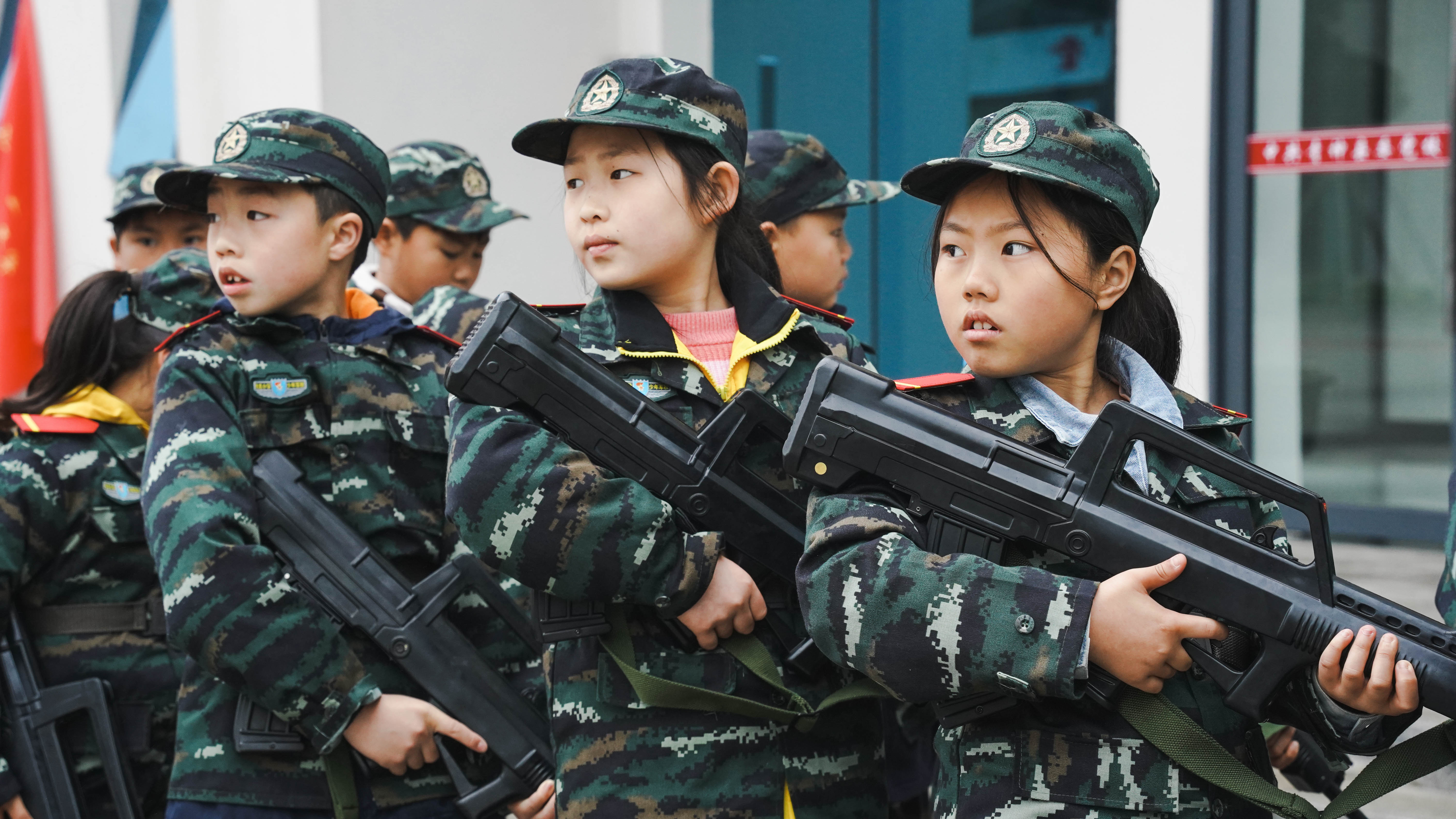 成都自强军事夏令营,成都兵心少年夏令营