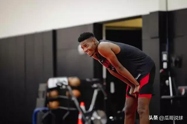 斯玛特谈加盟灰熊,火箭交易斯玛特