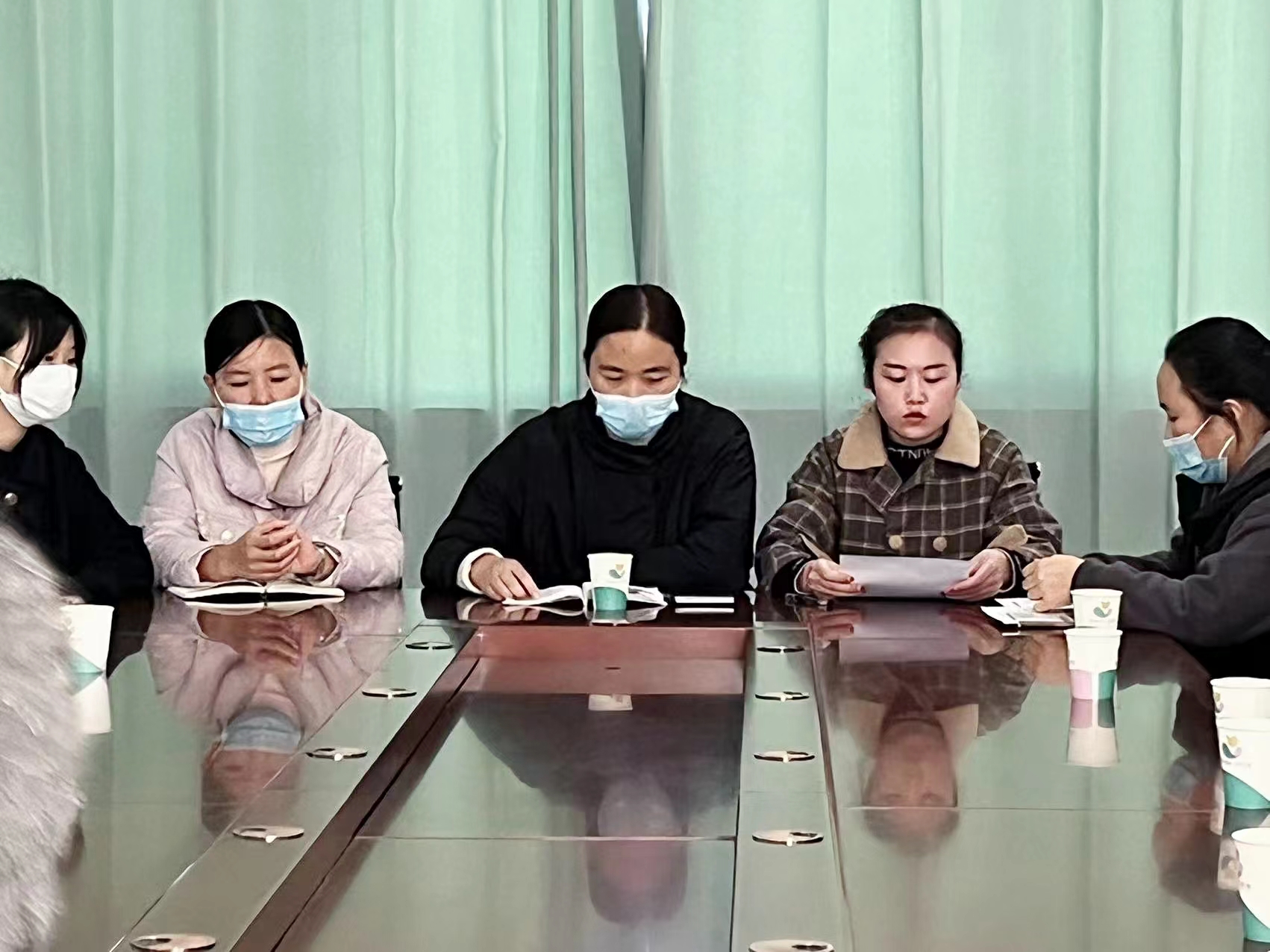 小手拉大手疫情防控红领巾小讲堂,小手拉大手抗疫全家福主题活动