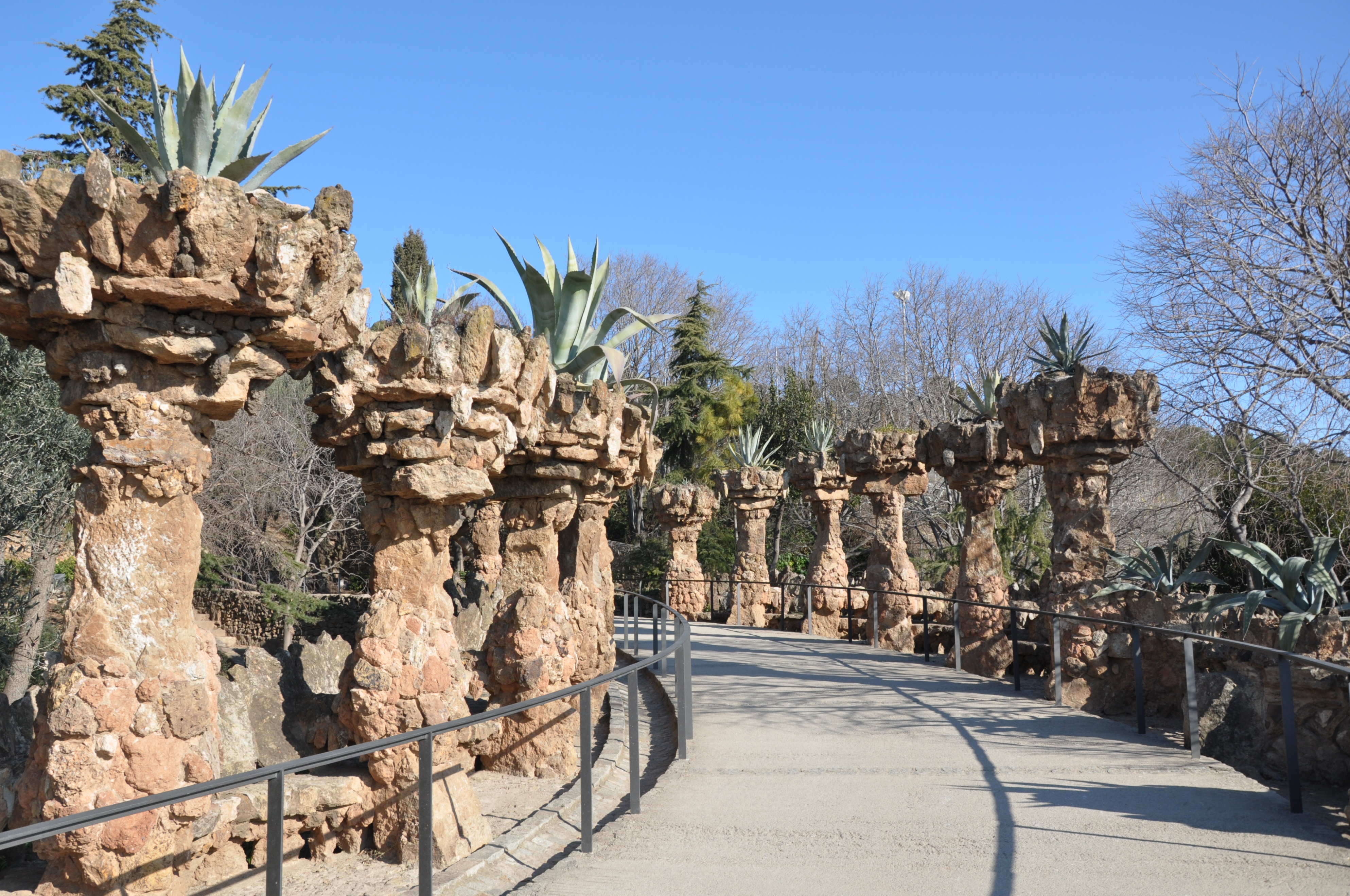 巴塞罗那高迪的作品,巴塞罗那建筑师高迪