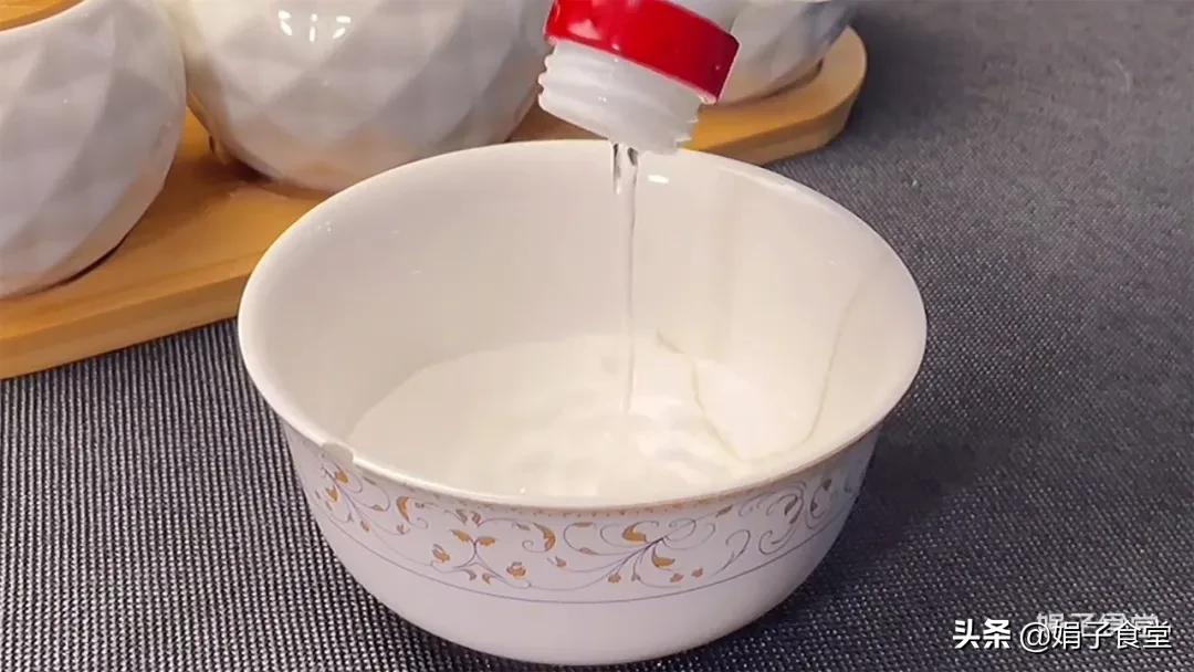 猪肉放在酱油里泡两天怎么做好吃,猪肉泡酱油的正确方法