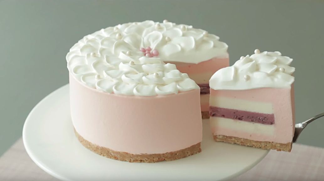 无需烤箱的入门级蛋糕,特别简单的爆浆蛋糕不用烤箱