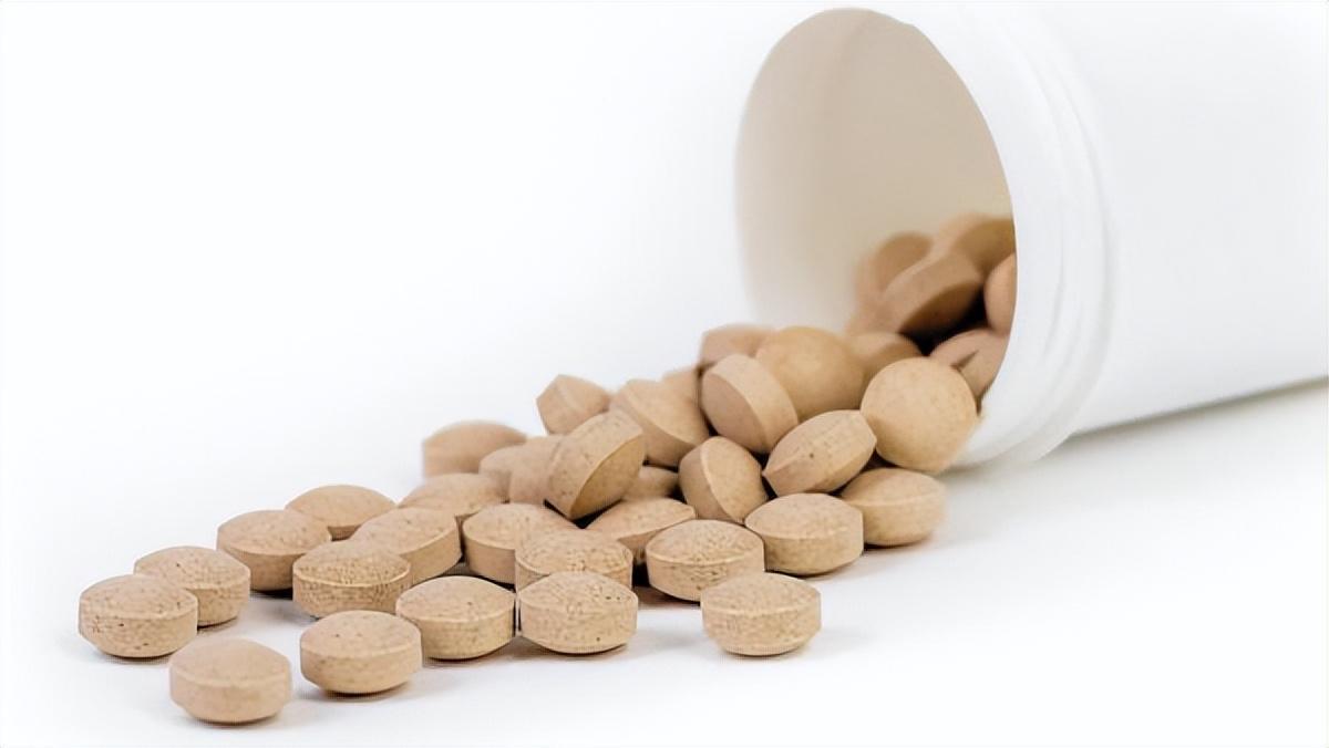 几块钱一瓶的“止咳药”甘草片，为何被限购？这些危害你了解吗？