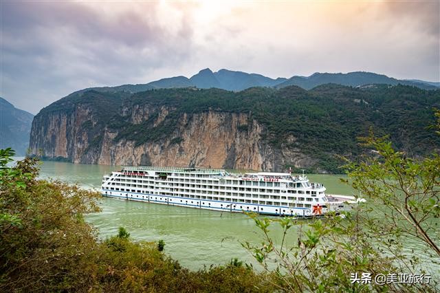 三峡美维游轮和黄金8号哪个好,三峡游轮黄金8号好吗