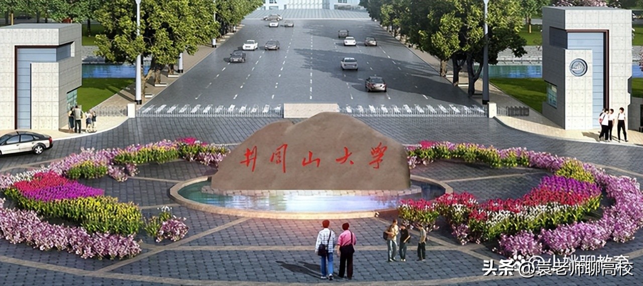 选择南昌大学还是景德镇陶瓷大学,景德镇陶瓷大学对比赣南师范大学